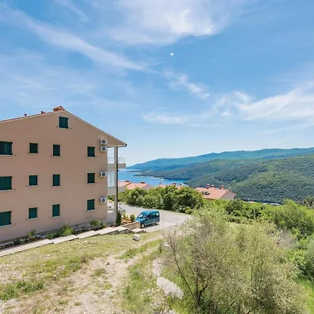 2 Bedroom Beautiful In 公寓 *